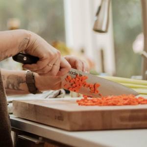5 najlepszych noży kuchennych wykonanych z materiałów przyjaznych dla środowiska
