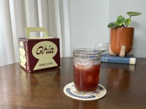 Recenzja Ghia: bezalkoholowy aperitif ograniczający naszą ochotę na koktajl