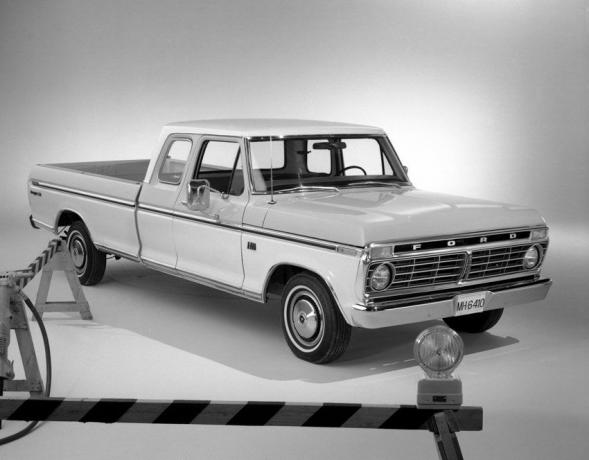 1974 Ford F-150 SuperCab