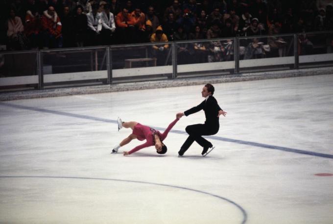 Gagnants de la médaille d'or en patinage en couple