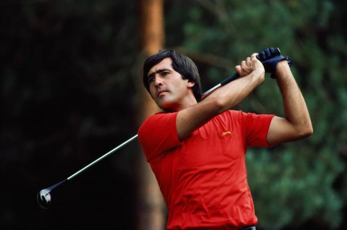 Seve Ballesteros en compétition à l'European Open au Sunningdale Golf Club, Berkshire, 1983