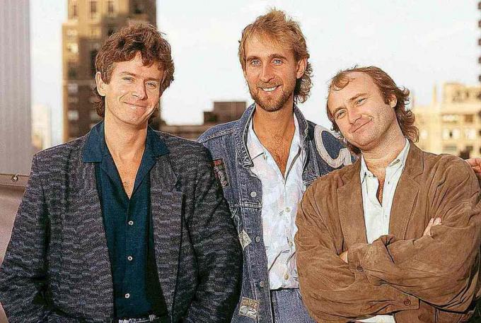 Genesis in Chicago, United States, ตุลาคม 1986 จากซ้ายไปขวา: Tony Banks, Mike Rutherford, Phil Collins