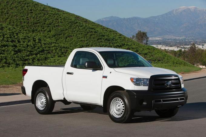 2012-es Toyota Tundra normál fülkés teherautó