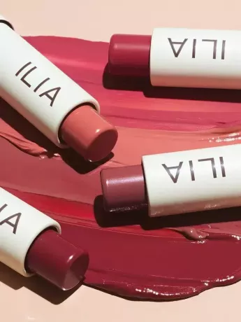 Posnetek izdelka vlažilnih balzamov za ustnice Illi Balmy