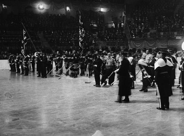 Az 1920-as Montreal Canadiens a New York-iak ellen játszott a Madison Square Gardenben
