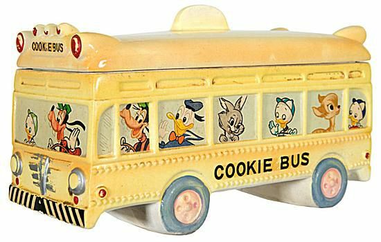Autobus scolaire des personnages de Disney