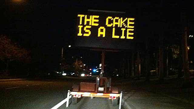 le gâteau est un signe de mensonge