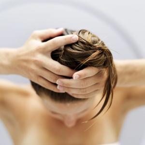 5 nasvetov za popravilo poškodovanih, zlomljenih las