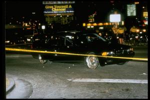 Tupac Shakur: Mugshot, rikoshistoria ja kuolema