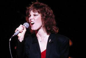 Topp Pat Benatar-sanger på 1980-tallet