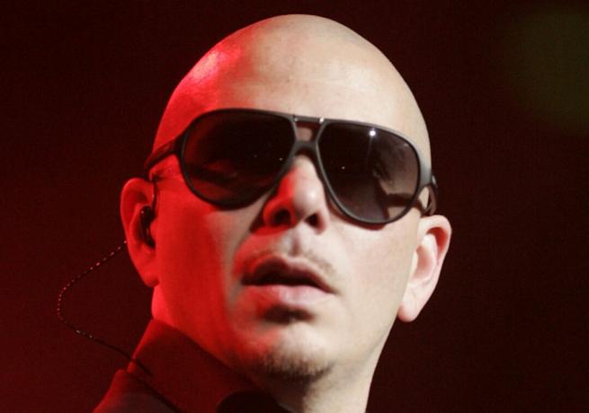Pitbull la Planet Pit World Tour din Sydney, Australia, în 2012.