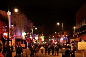 Historien bag Cohns "Walking in Memphis"-hitsang
