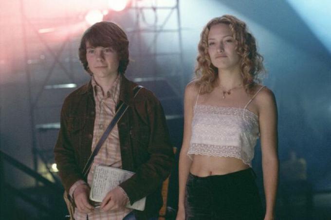Actorii Patrick Fugit și Kate Hudson în filmul din 2000 „Almost Famous”