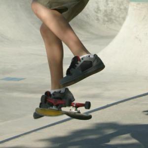 Sådan kickflip på et skateboard