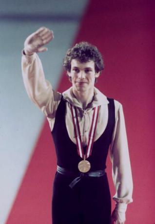 John Curry - olimpijski prvak v umetnostnem drsanju 1976