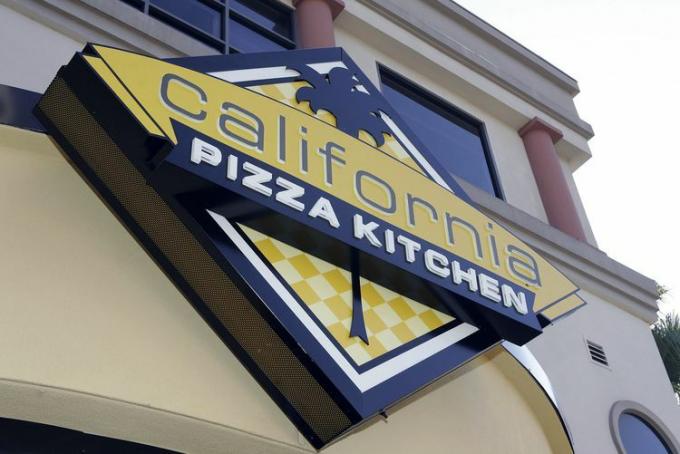 Escaparate de California Pizza Kitchen