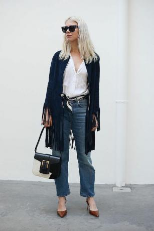 Lo street style in jeans
