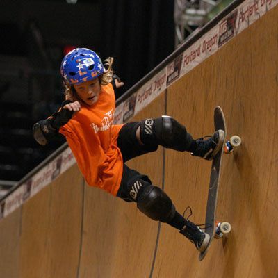 Baeley Ellis - Savjet za trik za skateboarding Rock to Fakie