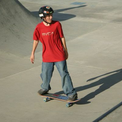 Tyler Millhouse - Savjet za trik za skateboarding Rock to Fakie