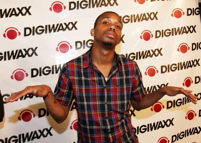 Ο καλλιτέχνης της ηχογράφησης Charles Hamilton παρευρίσκεται στο Digiwaxx Music Meeting παρουσιάζει στον Charles Hamilton The Re-Introduction στο Digiwaxx στις 5 Μαΐου 2010.