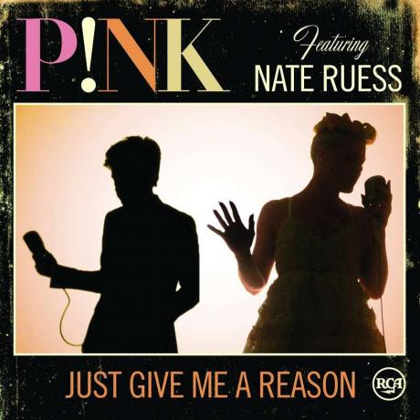 Pink - " Just Give Me a Reason" z Nate Ruessom